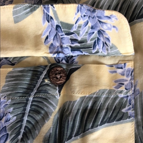 Tommy Bahama Tropical Shirt - Picture 6 of 7